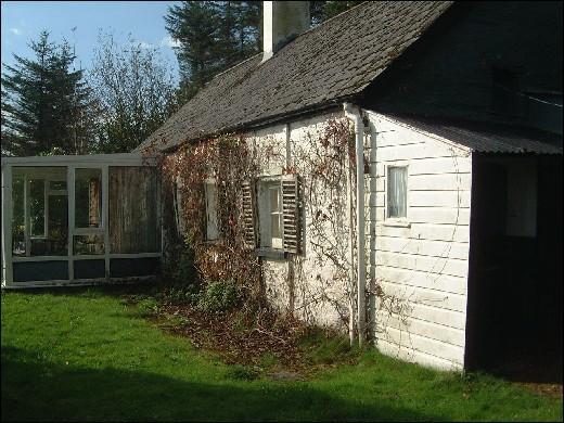 Lakeside Cottage