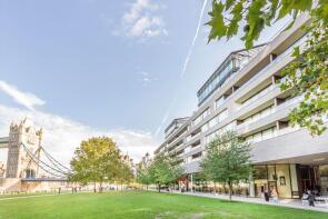 11, Blenheim House, Crown Square, London SE1 2SF