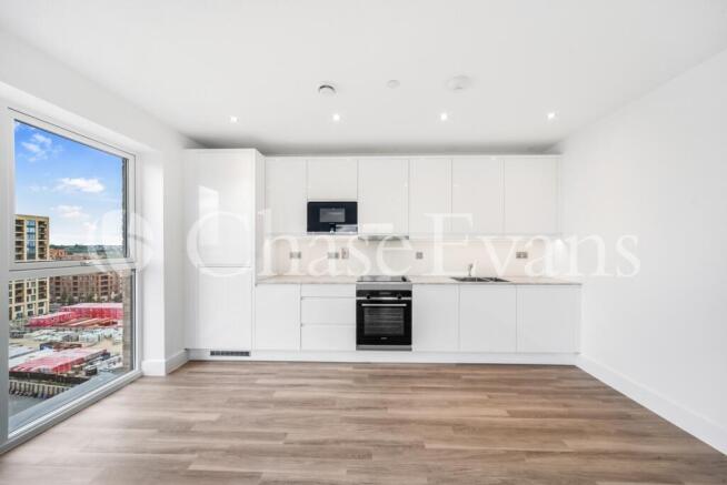 Carmelia House, Aero