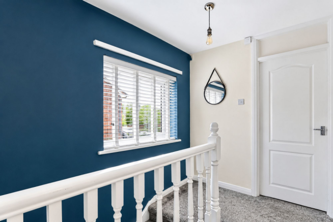 3 bed Semi-Detached for sale Image 11