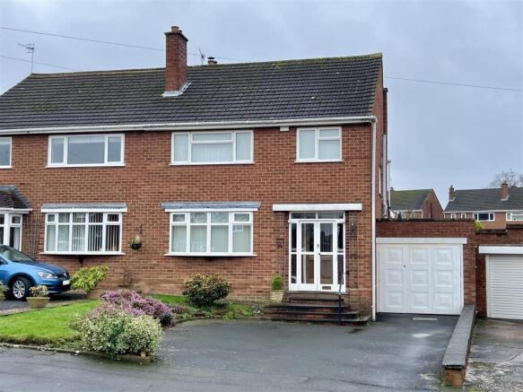 Hazeldene Road Halesowen 1.jpg