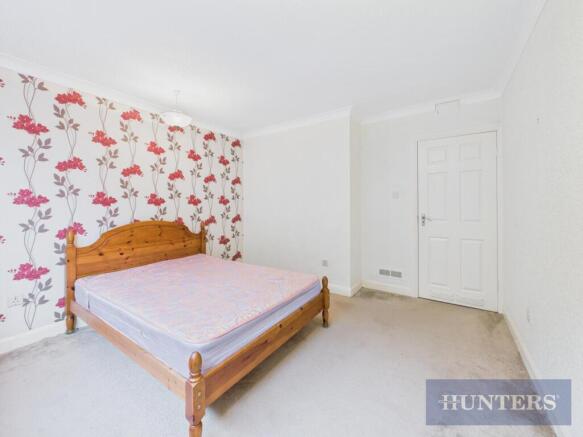 2 bed Apartment for sale Image 8