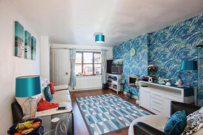 3 bed Semi-Detached for sale Image 12
