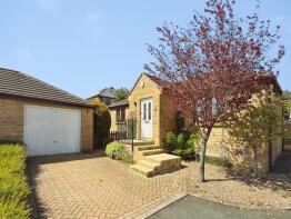26, Sherwood Close, Eldwick, Bingley BD16 3EL