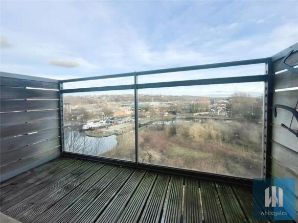 1 bed Apartment to rent Image 6