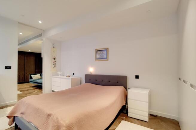 8_Bedroom_1