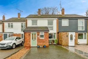20, Heather Close, Crawley RH10 3PZ