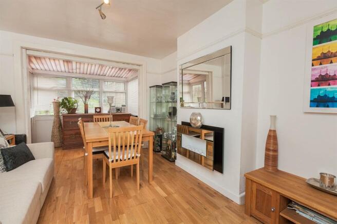 Dining Room / Sun Area