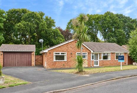 Hollowood Road, Alverstone Garden Village, Sandown, Isle of Wight, PO36