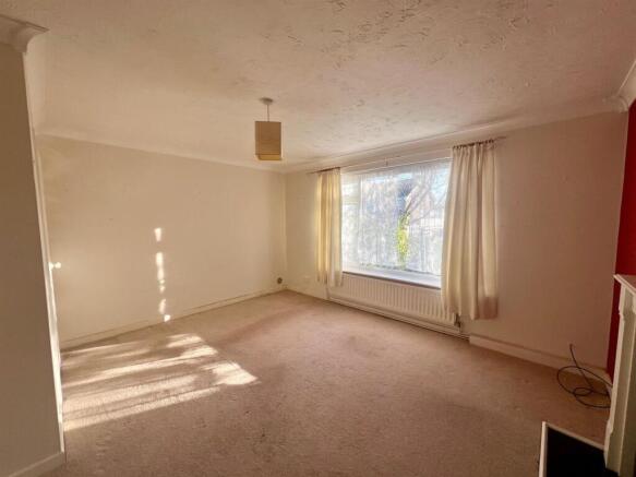 Living Room.jpg