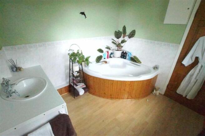 Bathroom & WC