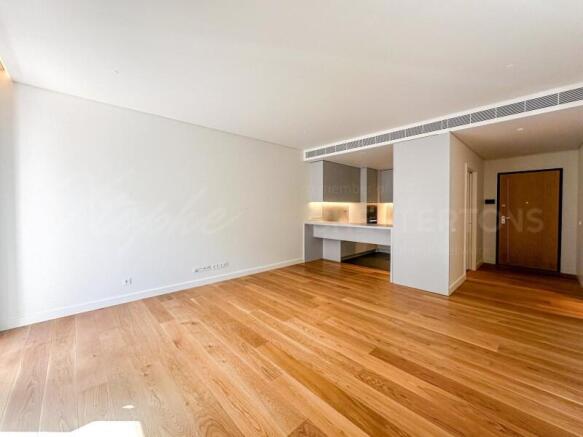 Quarteira 1 Bed Apartment For Sale (7)