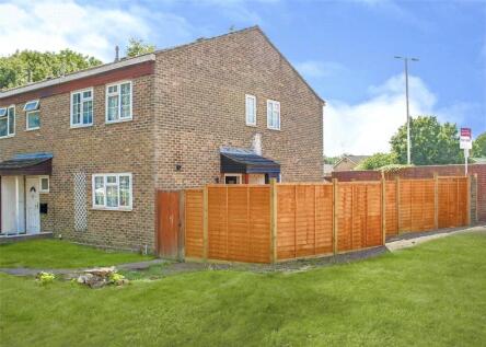 Elizabeth Close, Bracknell, Berkshire, RG12
