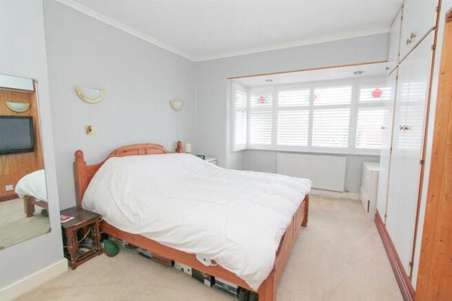 bed 1b.jpg