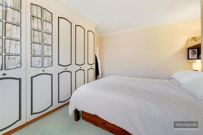 13_Main Bedroom-0.jpg