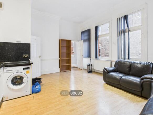 Kitchen & Living area