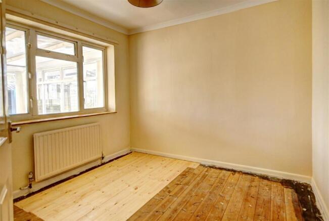 Bedroom 2.jpg