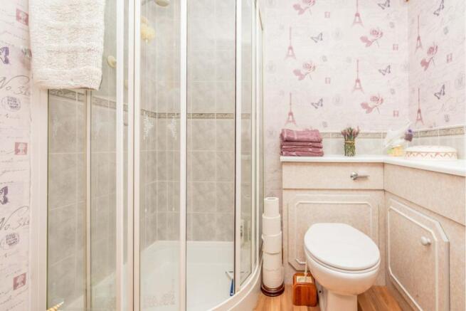 Master En-suite