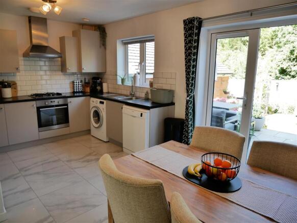Dining Kitchen