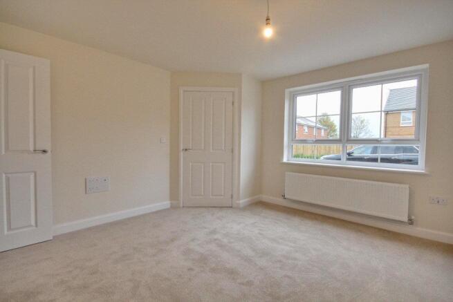 3 bed House to rent Image 4
