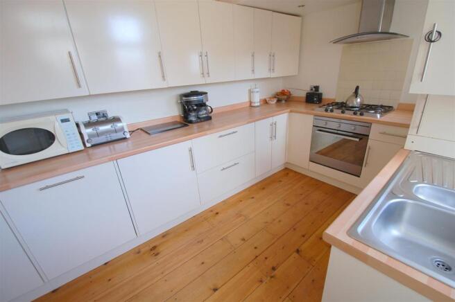 Fitted Kitchen
