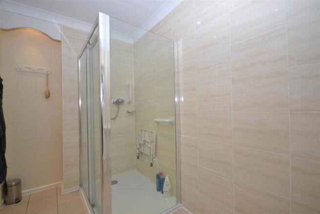 Shower Room/W.c