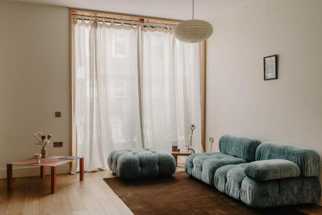 265910 - Stoke Newington High Street_Re-edits_H...