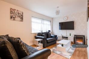 16, Totland Close, Manchester M12 5RY