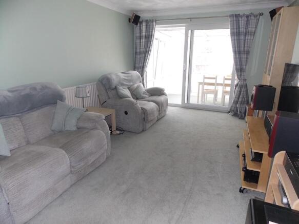 Lounge/dining room