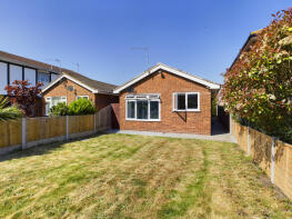 51, Tantelen Road, Canvey Island SS8 9QG