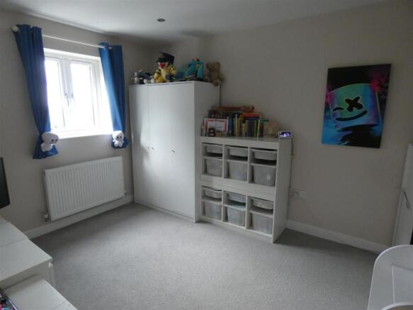 BEDROOM 1