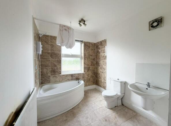 2 bed Terraced for sale Image 4