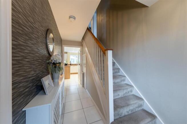 32 Lynchet Road-045.jpg