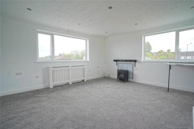 2 bed Apartment for sale Image 5