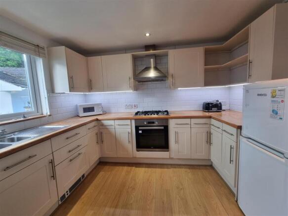 KITCHEN (2) (1).jpg