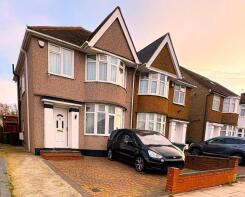 88, Merlin Crescent, Edgware HA8 6JD