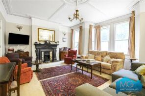 44, Coolhurst Road, Hornsey, London N8 8EU