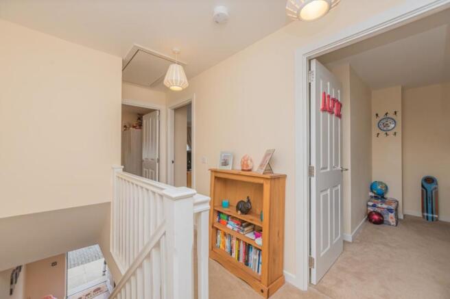 9. Upstairs Hallway.jpg