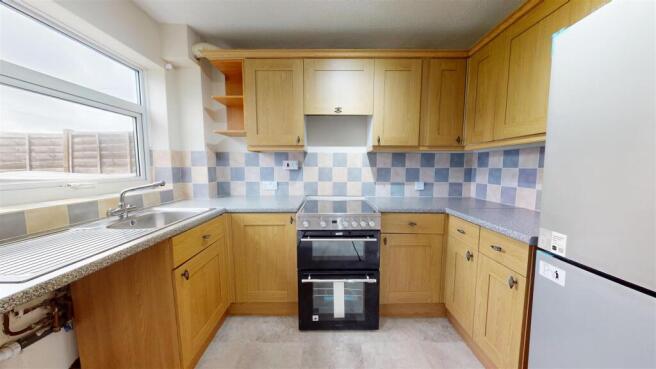 Roundway, 26 Kitchen.jpg