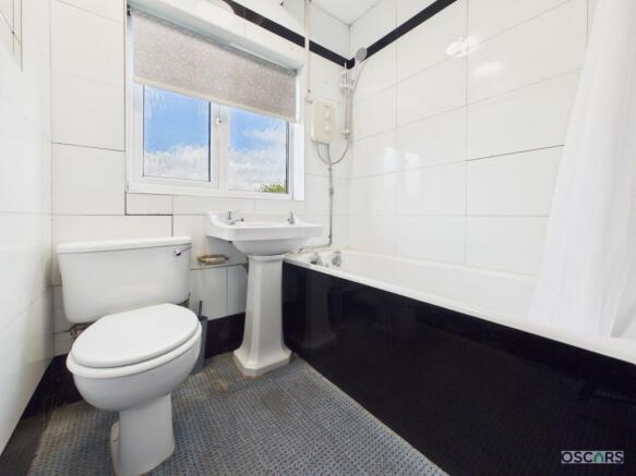 4 bed Semi-Detached for sale Image 10