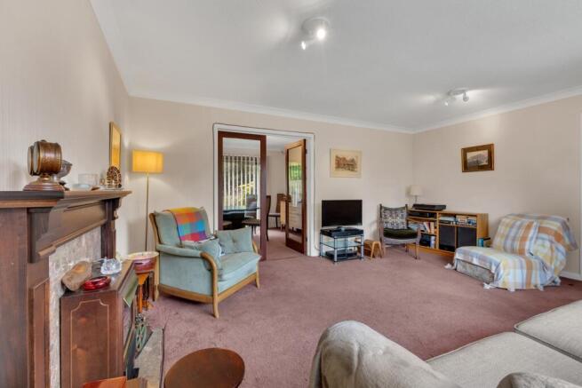 4 bed Detached for sale Image 4