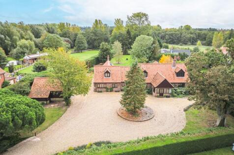 Stunning Detached Four Bedroom Home in Ickburgh