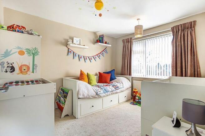 BEDROOM 2