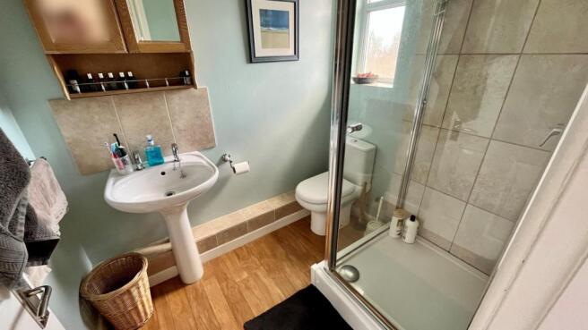 Bedroom 1 Ensuite