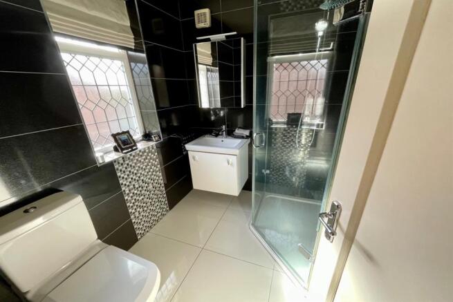En-Suite Shower Room