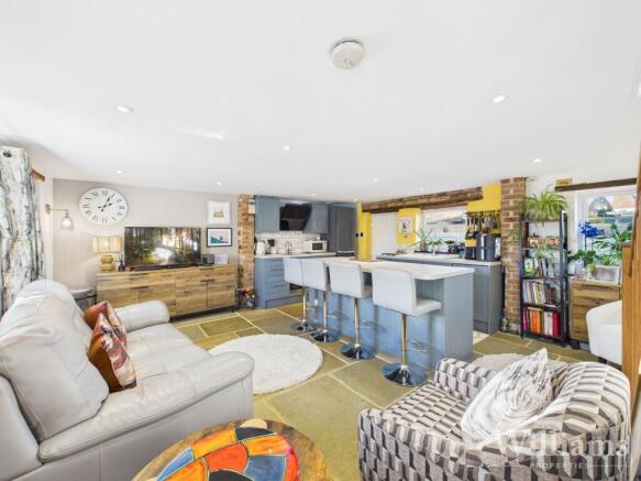 Kitchen/Breakfast Room