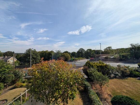 2 bed Town House for sale Image 11