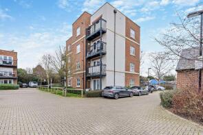 4, 1 Halton House, Kenmare Close, Uxbridge UB10 8FP