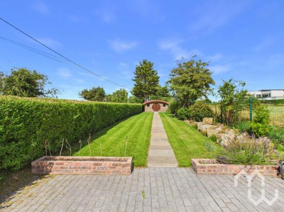 Long Moss Lane, Whitestake, PR4 photo 4