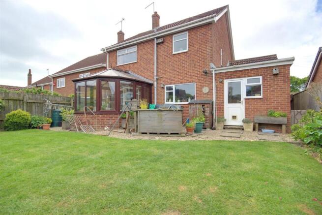 3 bed Detached for sale Image 12